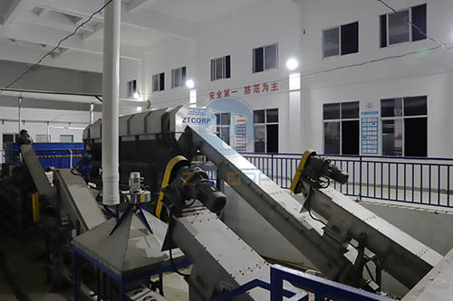 餐廚篩分機